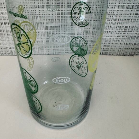 Pyrex Lemon Lime Glass Carafe Pitcher w/Lid Yellow/Green 1 Quart Vintage - Picture 3 of 11